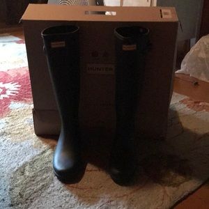 Navy blue tall hunter rain boots